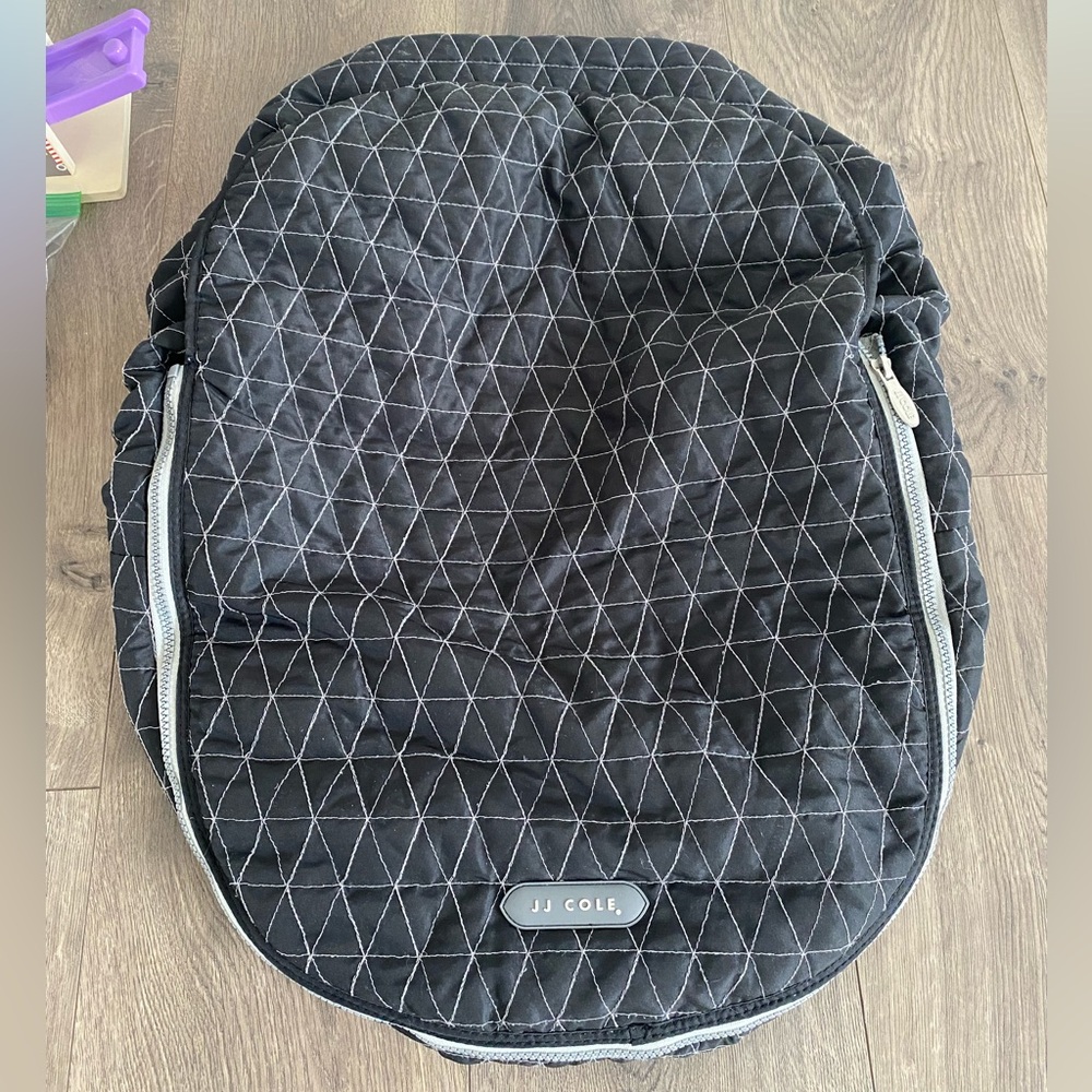 JJ Cole Black Quilted Car Seat Cover